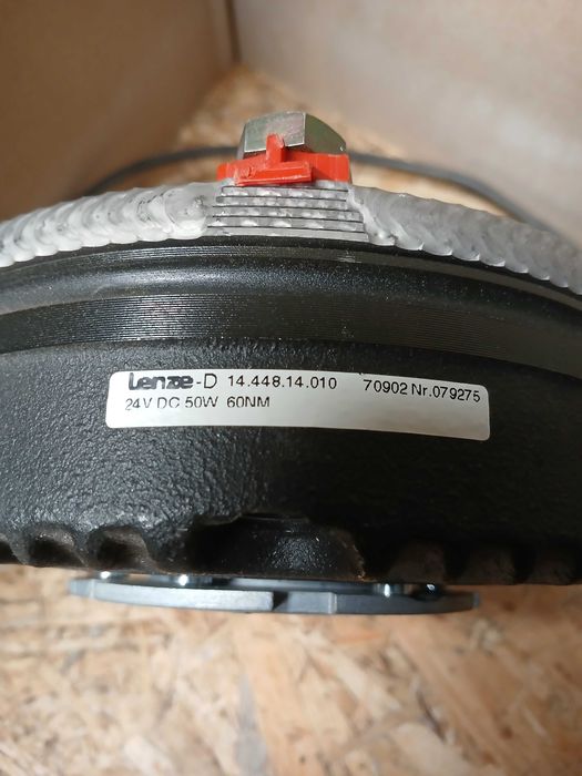 Hamulec lenze 24v dc 50w