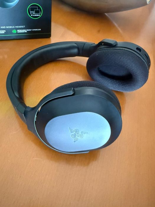 Headset Razer Barracuda X em Excelente Estado