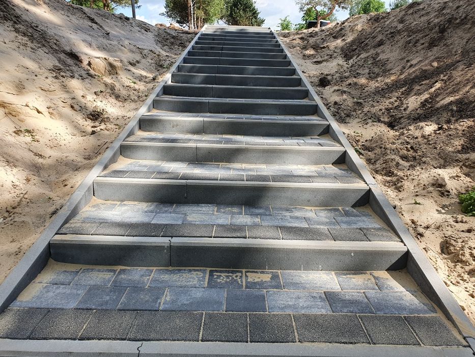 Kostka brukowa ,Układanie kostki brukowej , montaż płotów