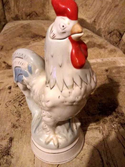 Фарфоровый оригинальный графин "Петух" для холодных напитков