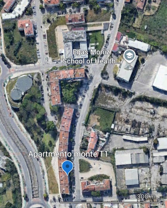 Alugo T1 Almada (monte de caparica) ( junto á universidade Egas Moniz)