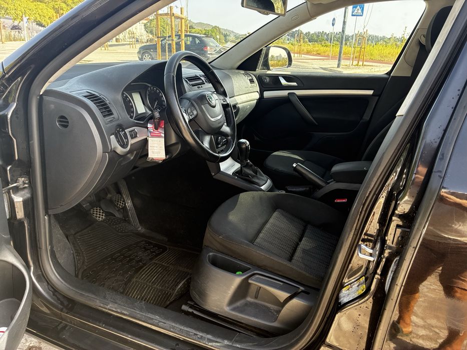 Skoda Octavia 1.6 TDi Elegance 2010