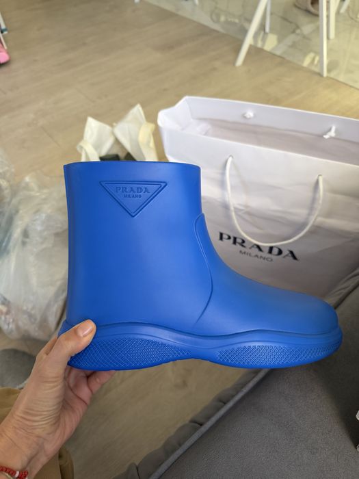 Резиновые сапоги prada!