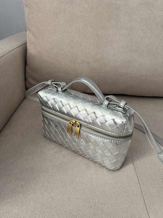 Сумка з плетеної шкіри