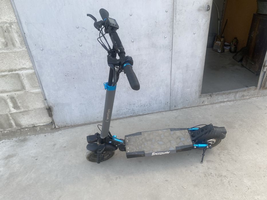 Електросамокат speedway