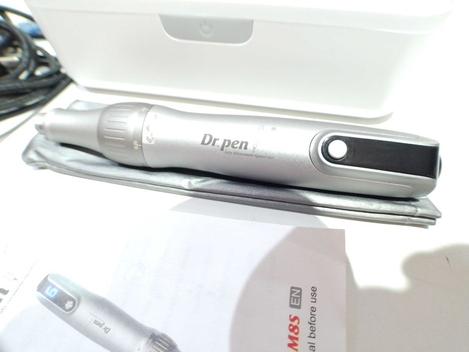 Dr Pen Dermapen Dr.Pen M8S Elektryczny Microneedling 4 kartridże