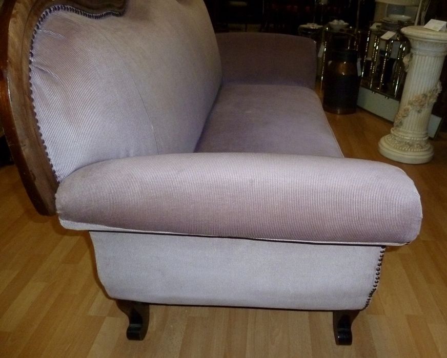 Elegancka sofa trzyosobowa bidermeier