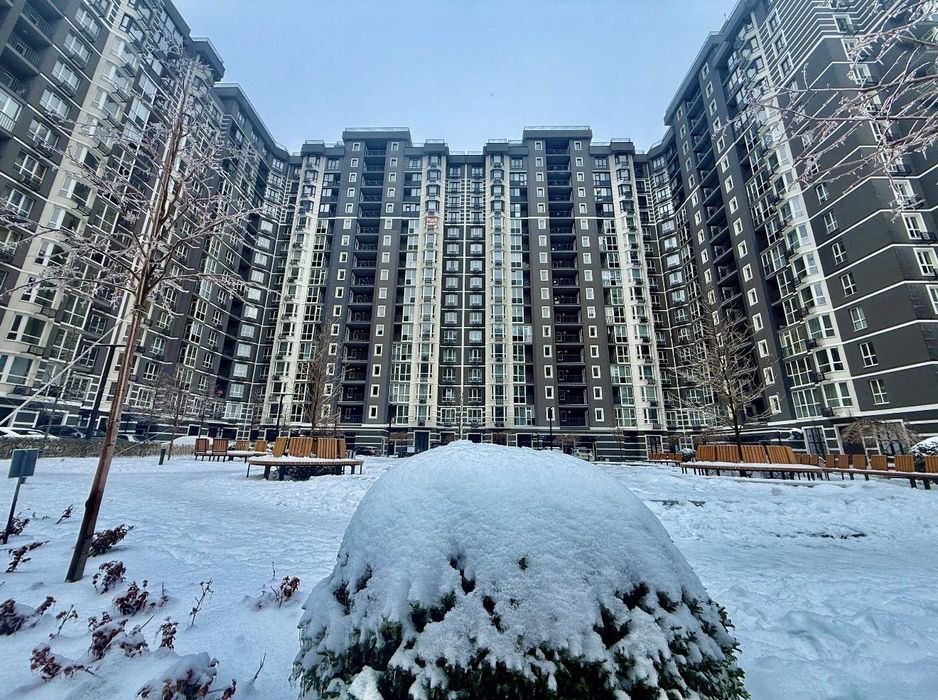 Продаж пентахуса част. ремонтом. З великою терассою. Без комісії