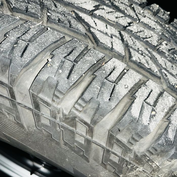 Pneus e Jantes Jeep Cherokee XJ-ZG 235/75 R15