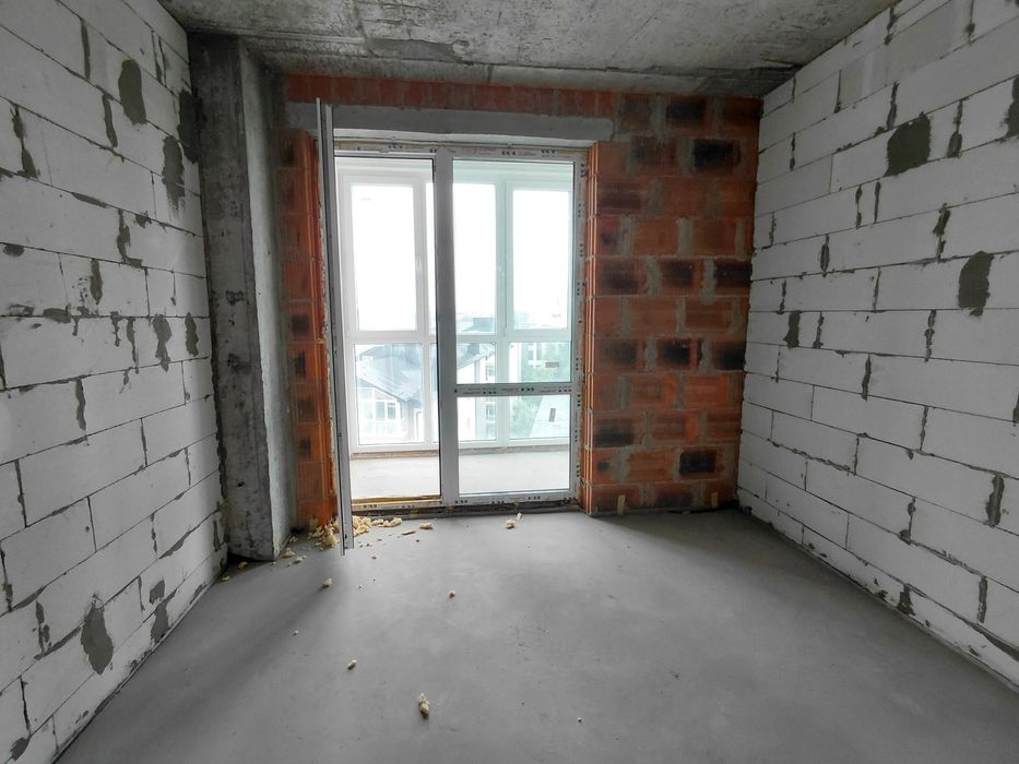 Продаж 3к квартири 82 кв. м на вул. Полковника Данила Нечая