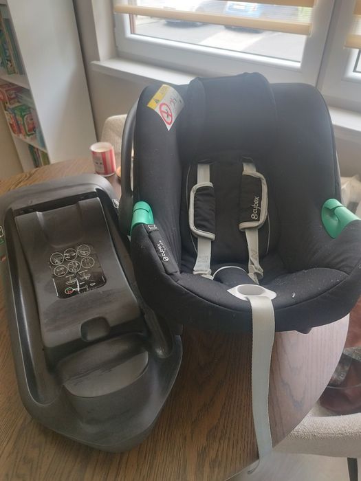 Cybex fotelik samochodowy z bazą