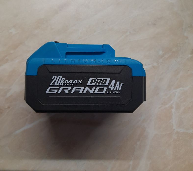 Аккумулятор Grand max power pro 20v 4ah посадка Makita
