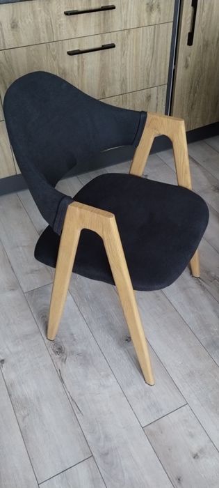 Krzesło kuchenne czarne RUIZ Loft