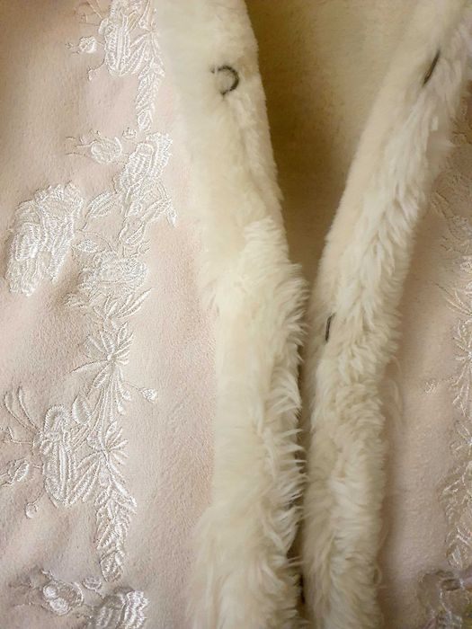 Płaszcz długi na kożuszku z kapturem rozm S/36 #ecru # stan IDEALNY