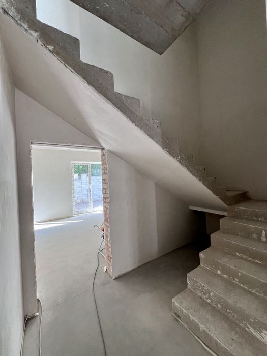 Продаж Котеджів в самому центрі