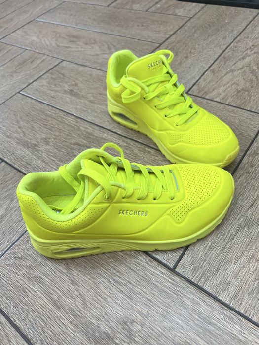 Кросівки жіночі skechers 38 розміру