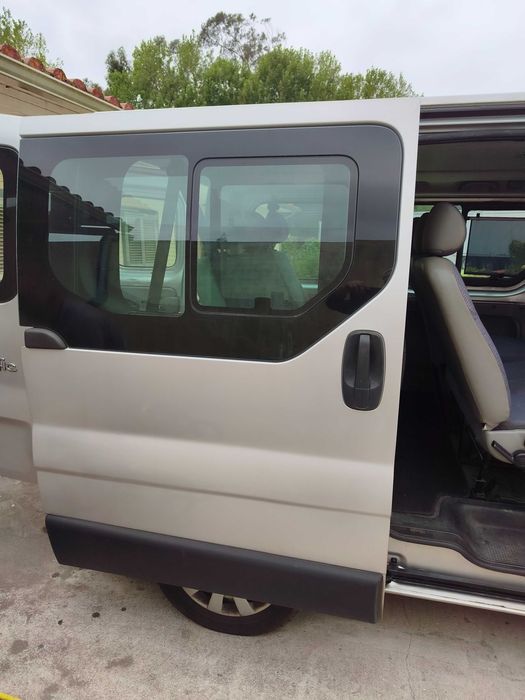 Carrinha Renault Trafic 1.9Cdi 9 lugares
