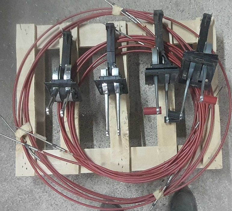 Cabos e Manetes Volvo