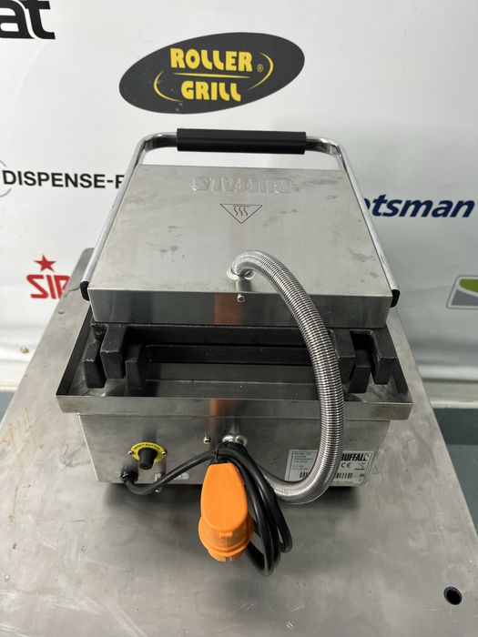 Вафельниця професійна для бельгійських вафель Buffalo GF256-02 Б/В