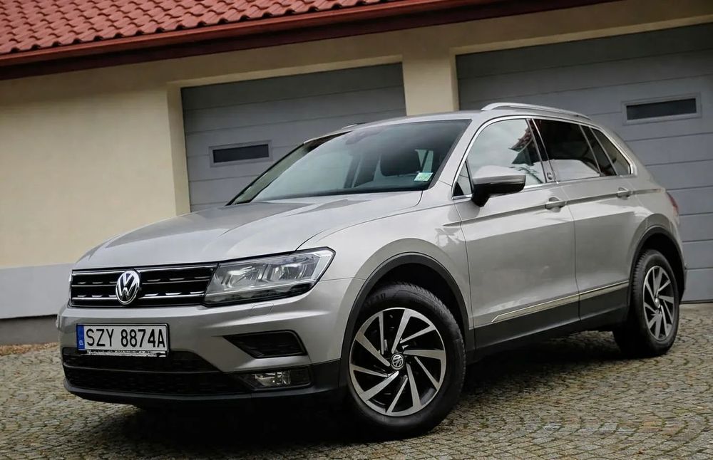 Volkswagen Tiguan Sound 2018 Zadbany Automat DSG Panorama dach 70tyś km