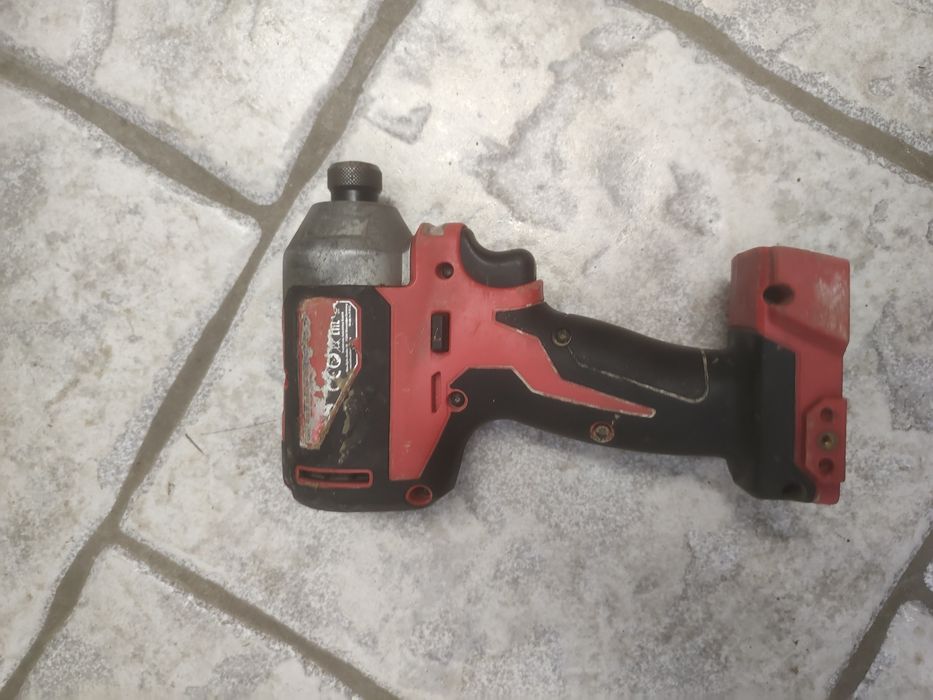 Zakrentarka Milwaukee M18