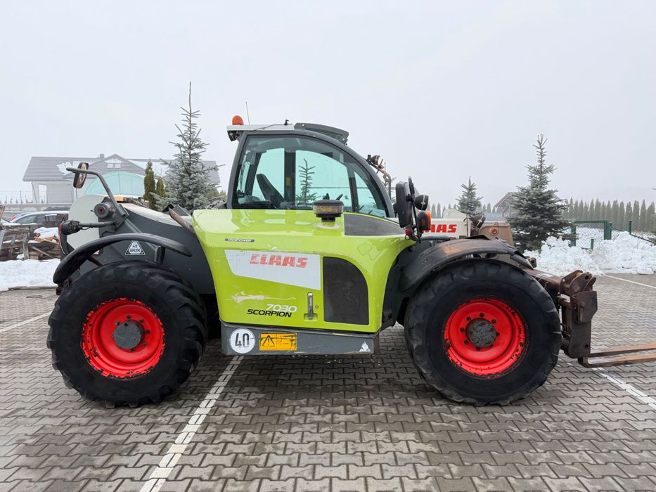 Claas Scorpion 7030 varipower 2013