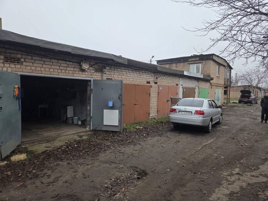 Продам гараж в кооперативі Дзержинець