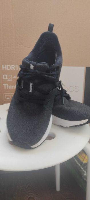 Кросівки у відмінному стані Nike