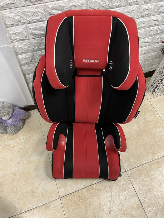 Автокрісло Recaro Monza Nova 2 Seatfix група 2/3 (15-36кг) рекаро