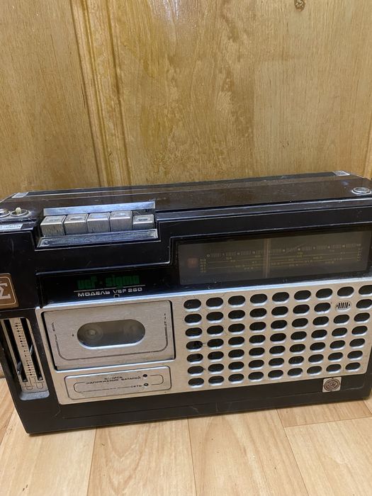 Продам касетні магнітофони