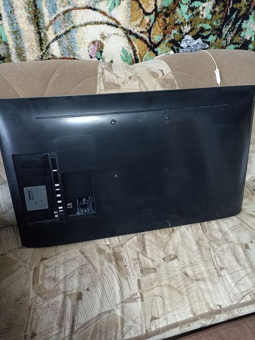 Продам samsung eu 43au7100u