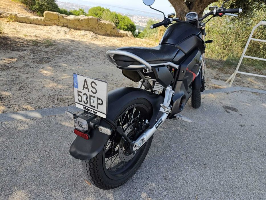 Super Soco TC MAX 125cc elétrica