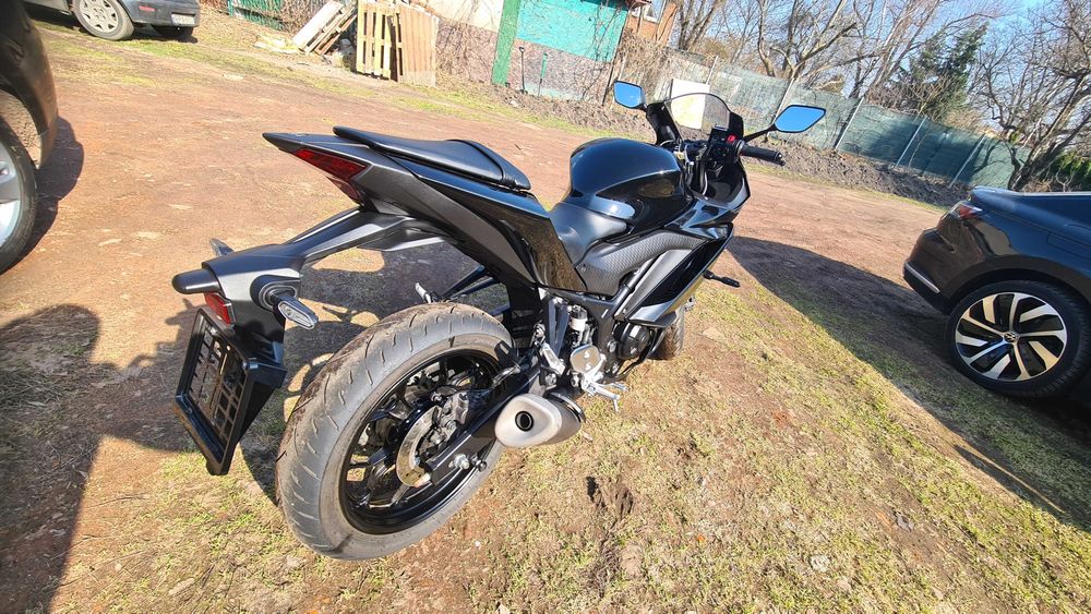 Yamaha R3 2024rok przebieg 1654km