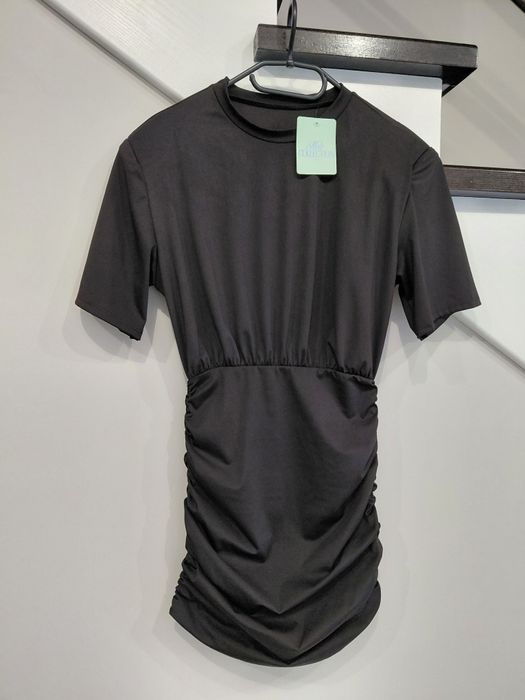 Wysokogatunkowa sukienka New Collection t-shirtowa drapowana elastyczna marszczona jakość premium