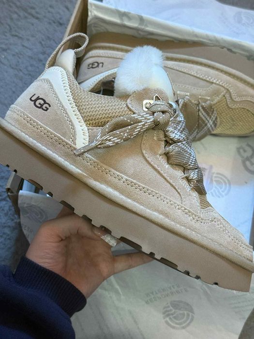 UGG Lowmel sand 39