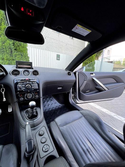 Peugeot RCZ 2012