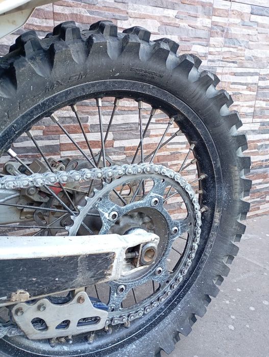 Yamaha YZF 250 matrículada