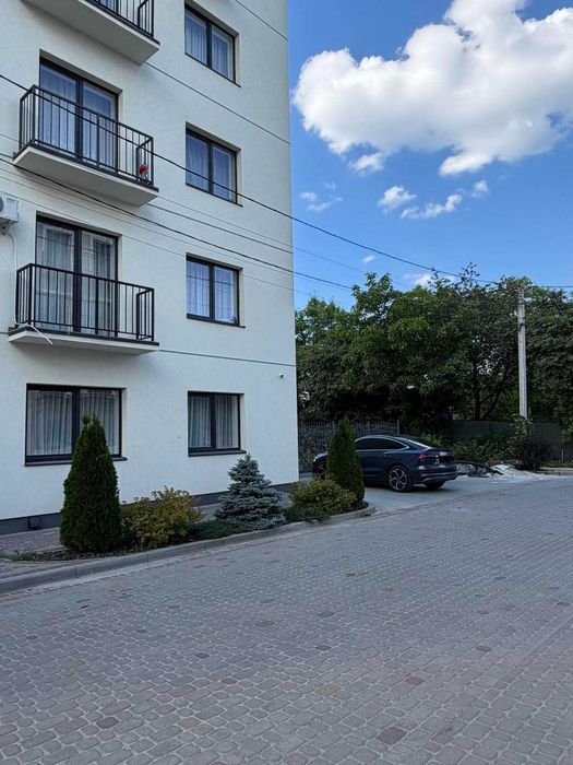 Продаж квартири Пасічна з пакромісцем. Львів