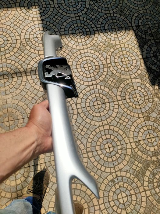 Grelha frontal  Peugeot 206 com simbolo