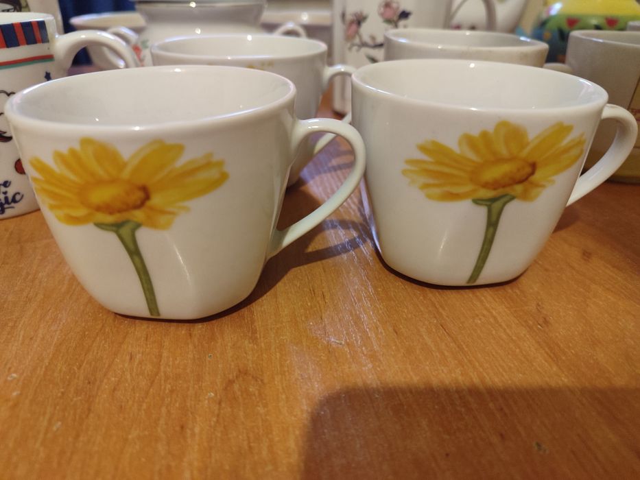 Кружки чашки для чаю