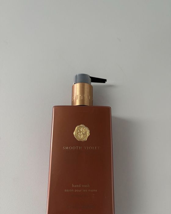 Mydlo do rąk rituals Smoth viollet
