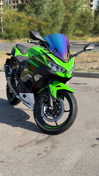 Kawasaki Ninja 400 ABS KRT Edition 2021