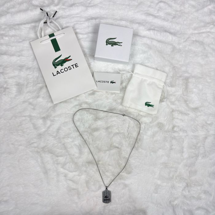 colar lacoste prata