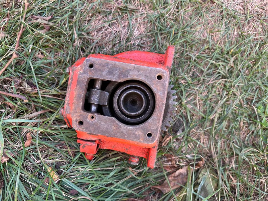 Т-25  НОВЫЙ привод насоса