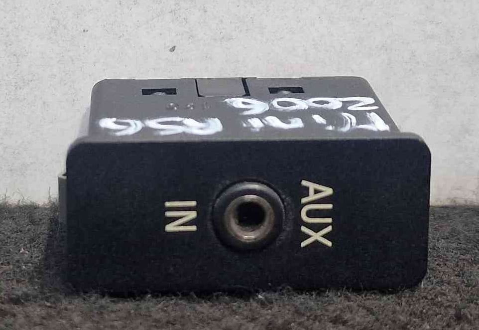 Módulo USB / AUX / IPOD - MINI MINI