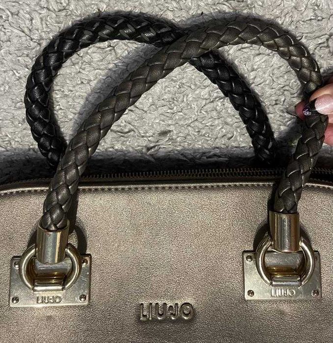 Оригинал.фирменная,стильная,элегантная сумка liu jo