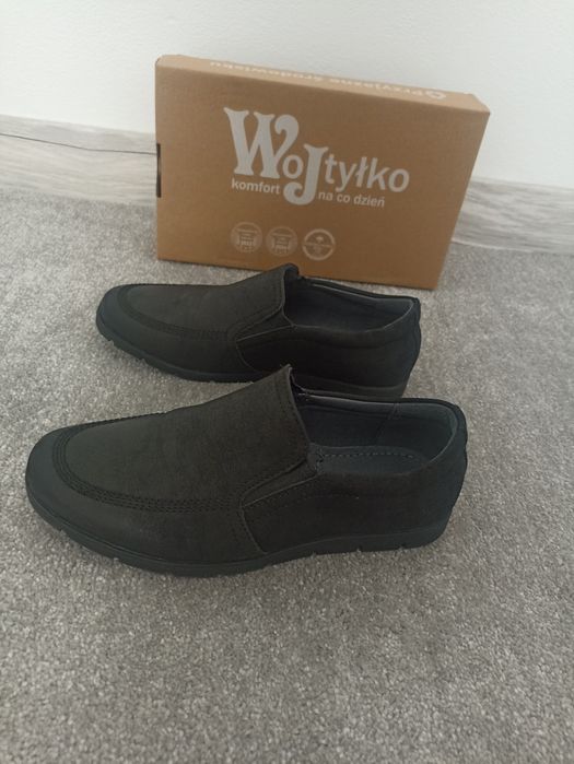 Buty. Mokasyny. Wizytowe. Rozmiar 34.