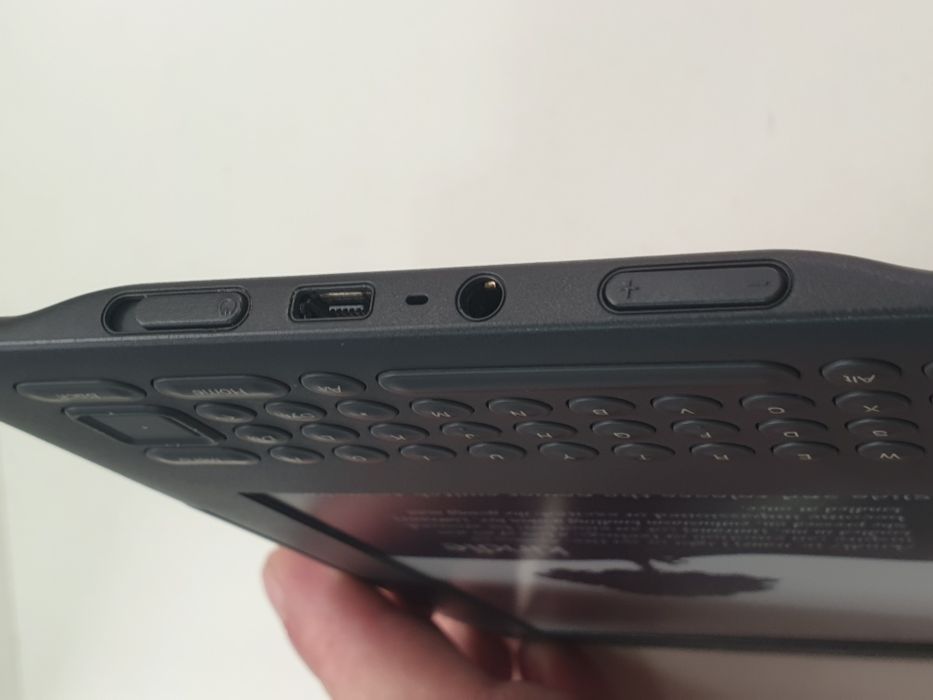 Amazon Kindle D00901.