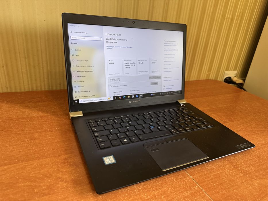 Ноутбук Toshiba X40 core i5 8gen fulhd ips сенсорний