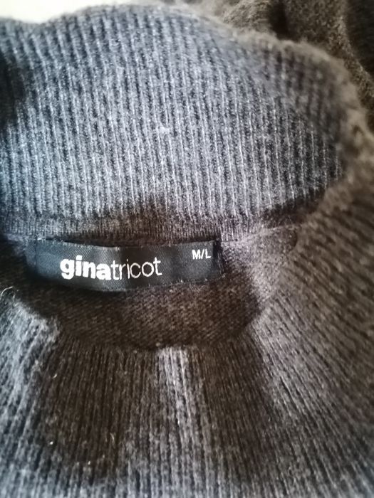 Sweter ponczo Gina Tricot